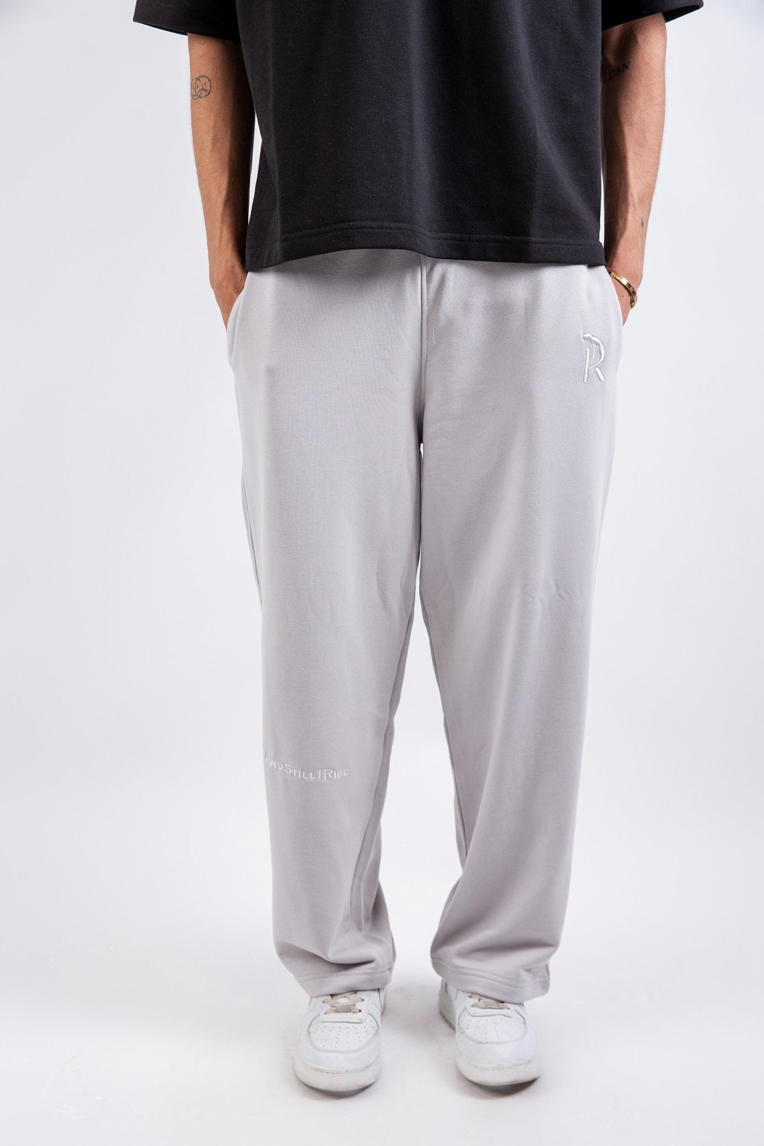Droopy Pants & Chill Sleeve T-shirt Silver Lining Set