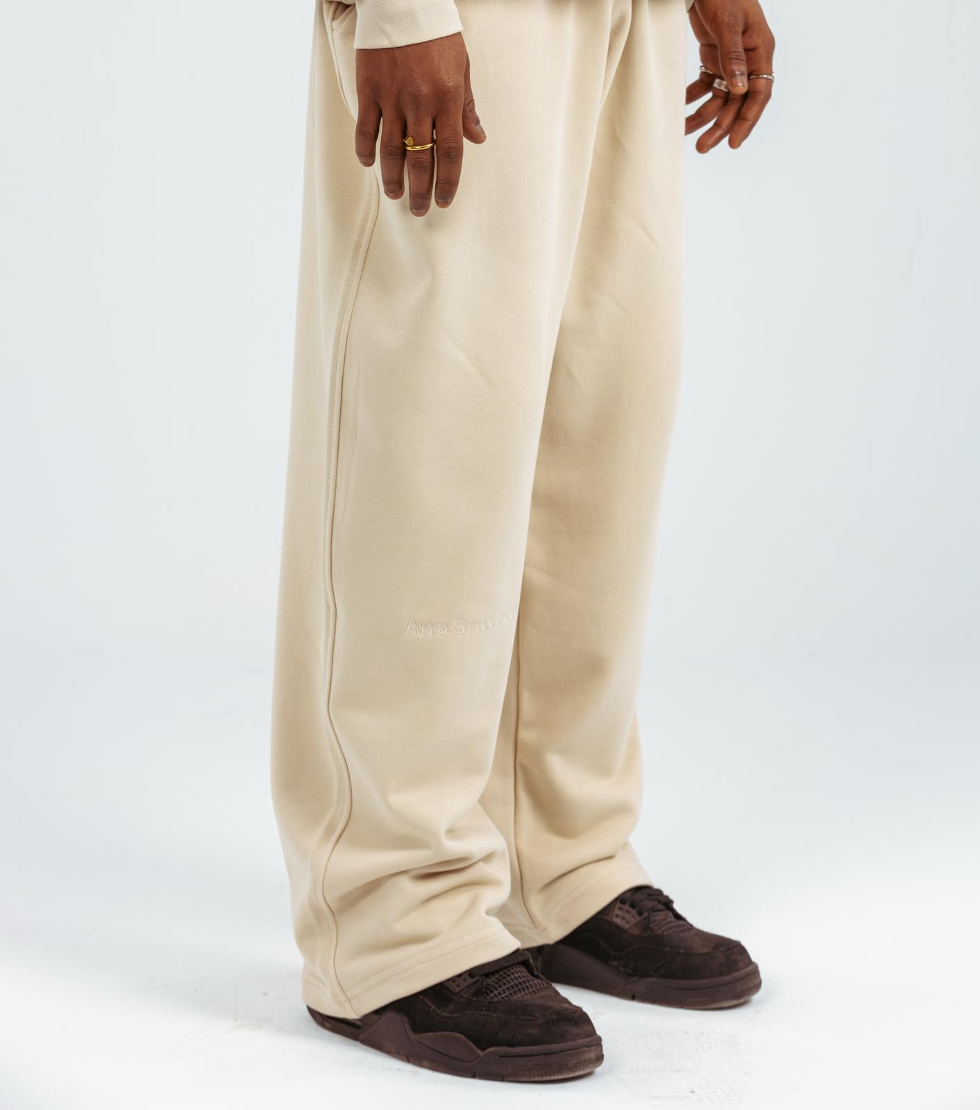 Droopy Pants & Chill Sleeve T-shirt Beige Set