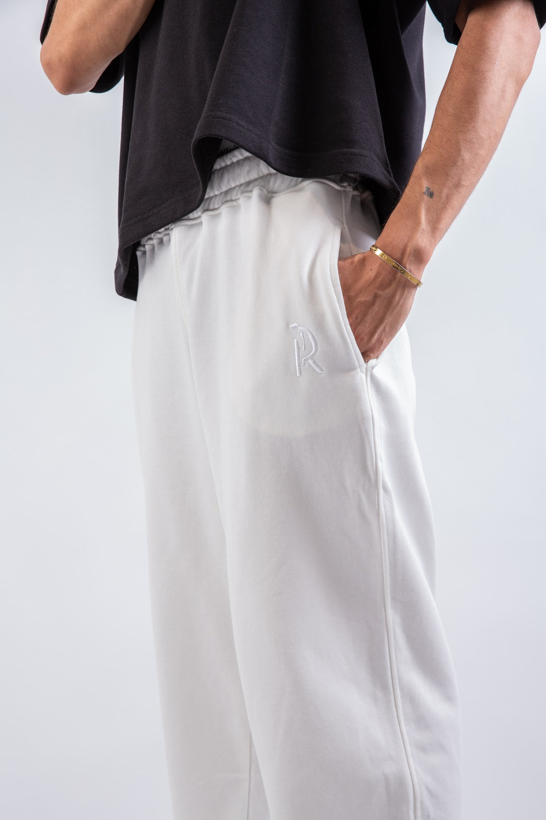 Droopy Pants-White