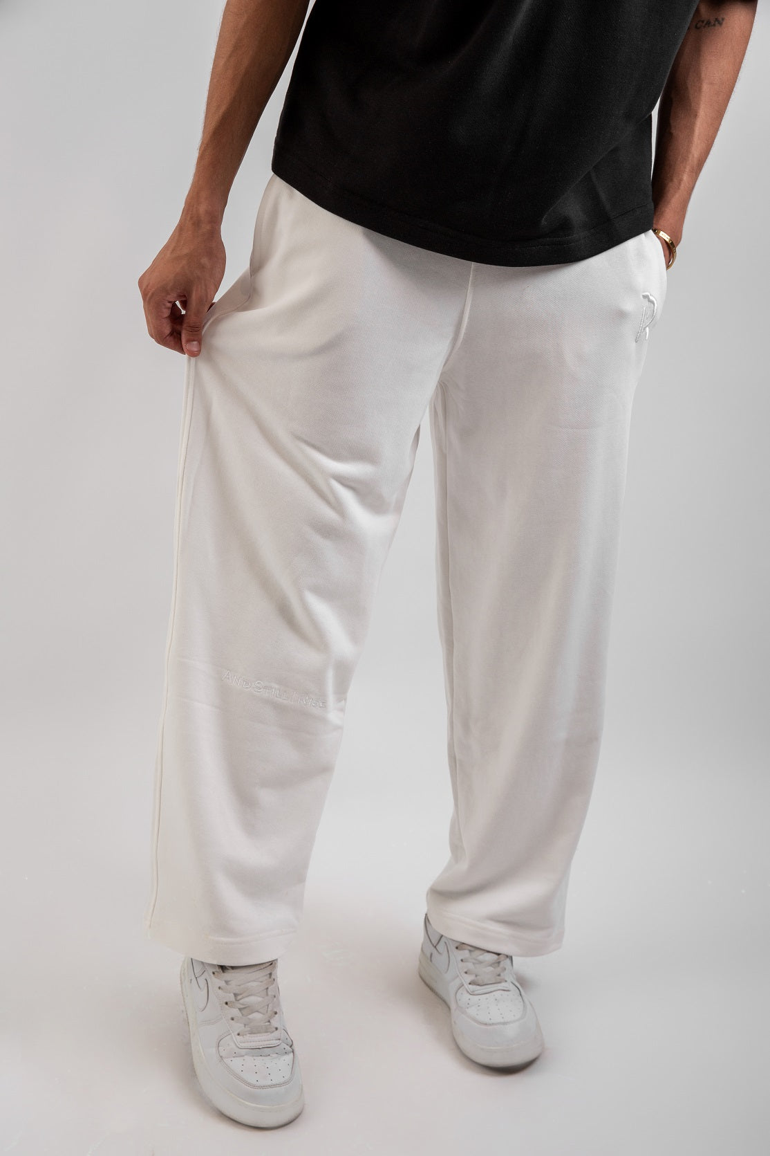 Droopy Pants-White