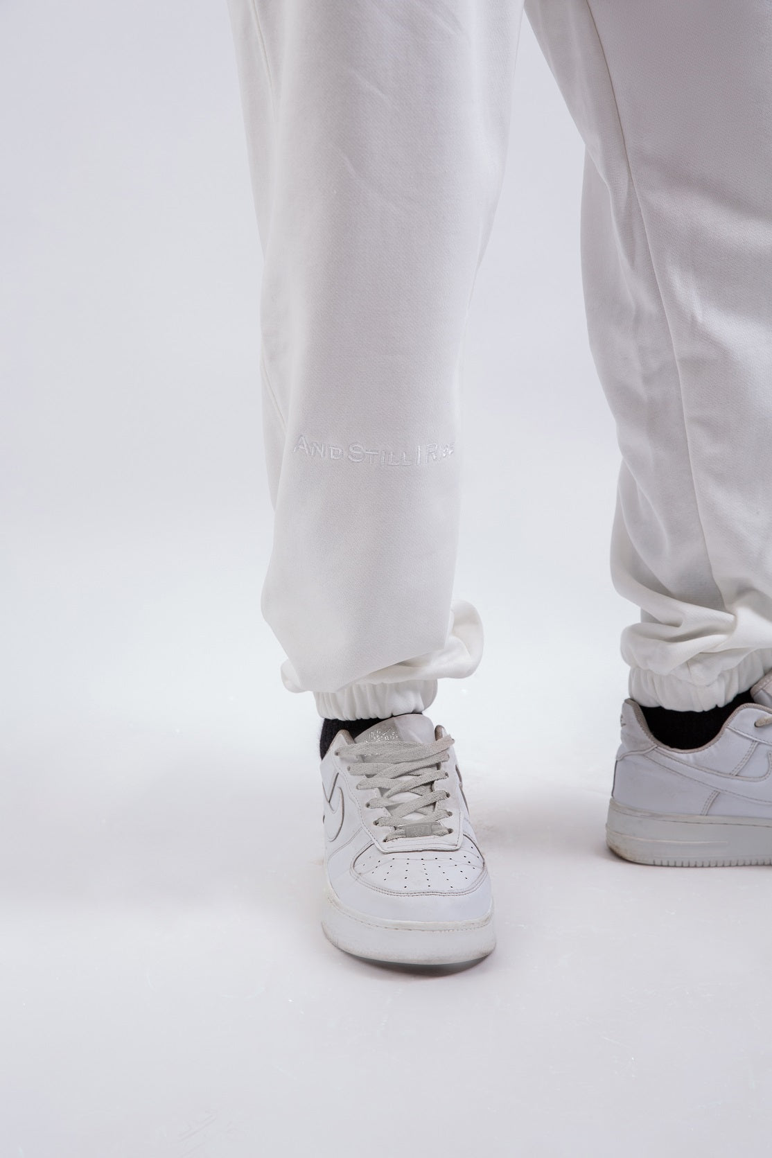 Loose Drawstring Sweatpants-White